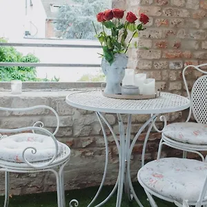 https://apt-kln-deutz-vintage-retreat.topcolognehotels.com