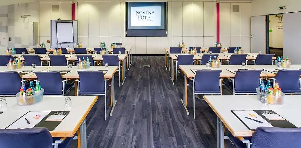 Novina Hotel Suedwestpark Nürnberg 4*,  Németország